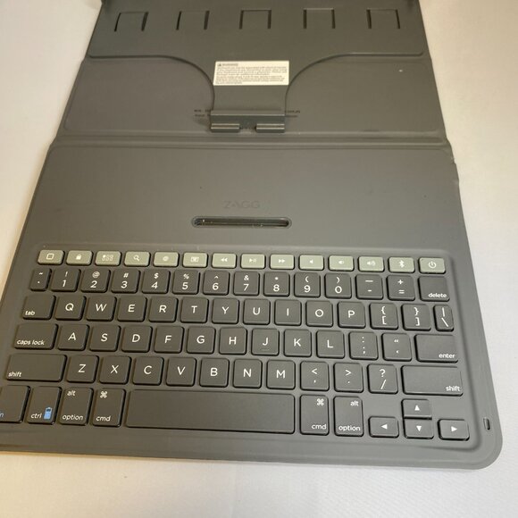 ZAGG Messenger Folio 2 Keyboard Case for iPad 7/8/9th Gen & iPad/Air 3 - Picture 6 of 8